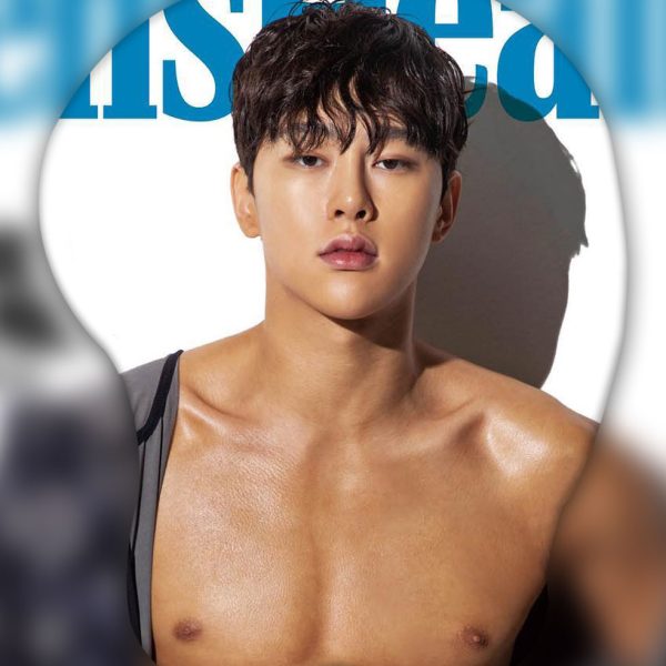 마르코스 요렌테 3D 가슴 마우스패드