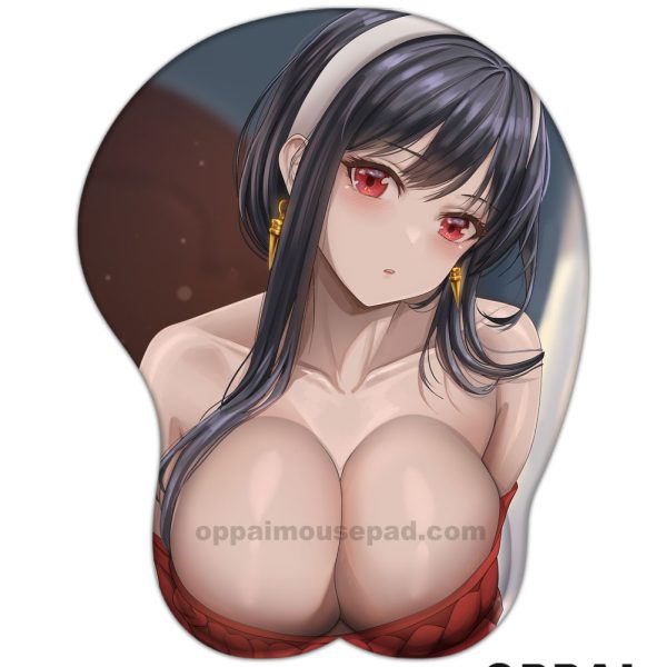 Spy x Family 요르 포저 가슴 마우스 패드